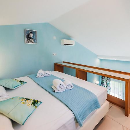 Dream Boutique Apartments Нікіті Екстер'єр фото