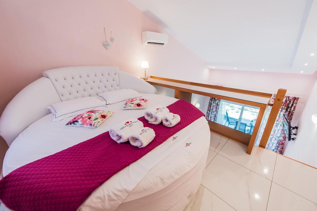Dream Boutique Apartments Нікіті Екстер'єр фото