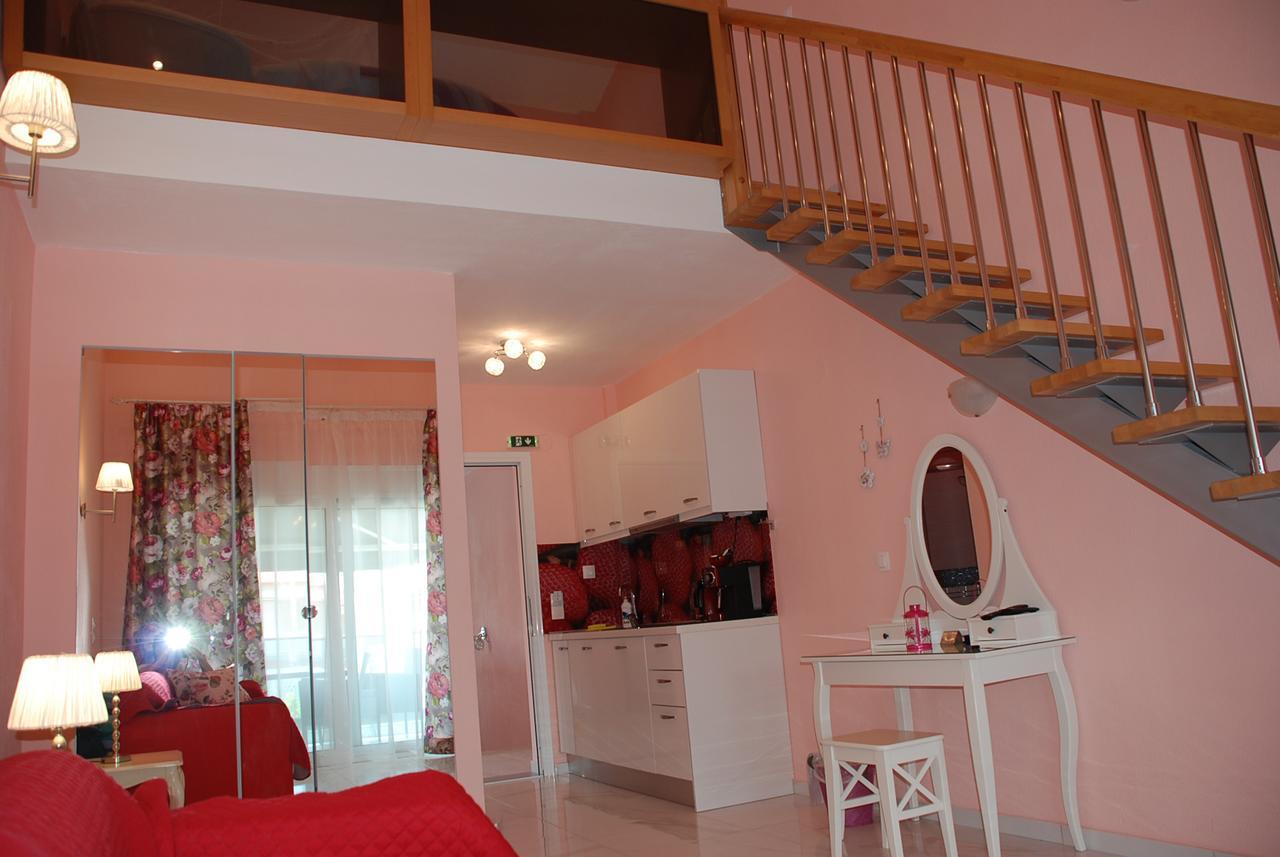 Dream Boutique Apartments Нікіті Екстер'єр фото