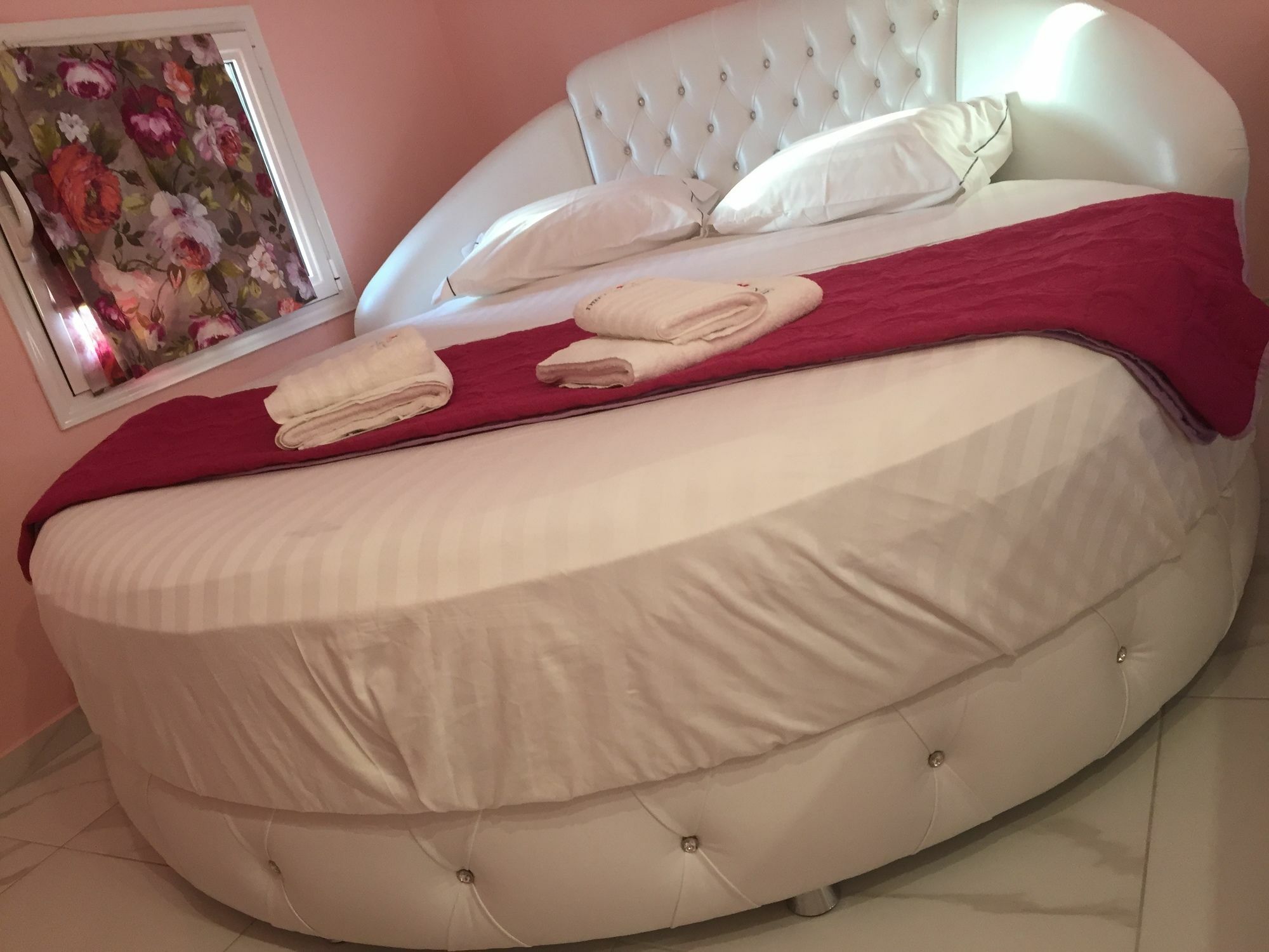 Dream Boutique Apartments Нікіті Екстер'єр фото
