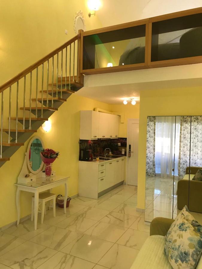 Dream Boutique Apartments Нікіті Екстер'єр фото